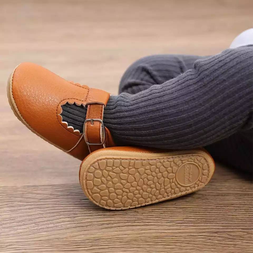 Velcro Flexi sole shoes