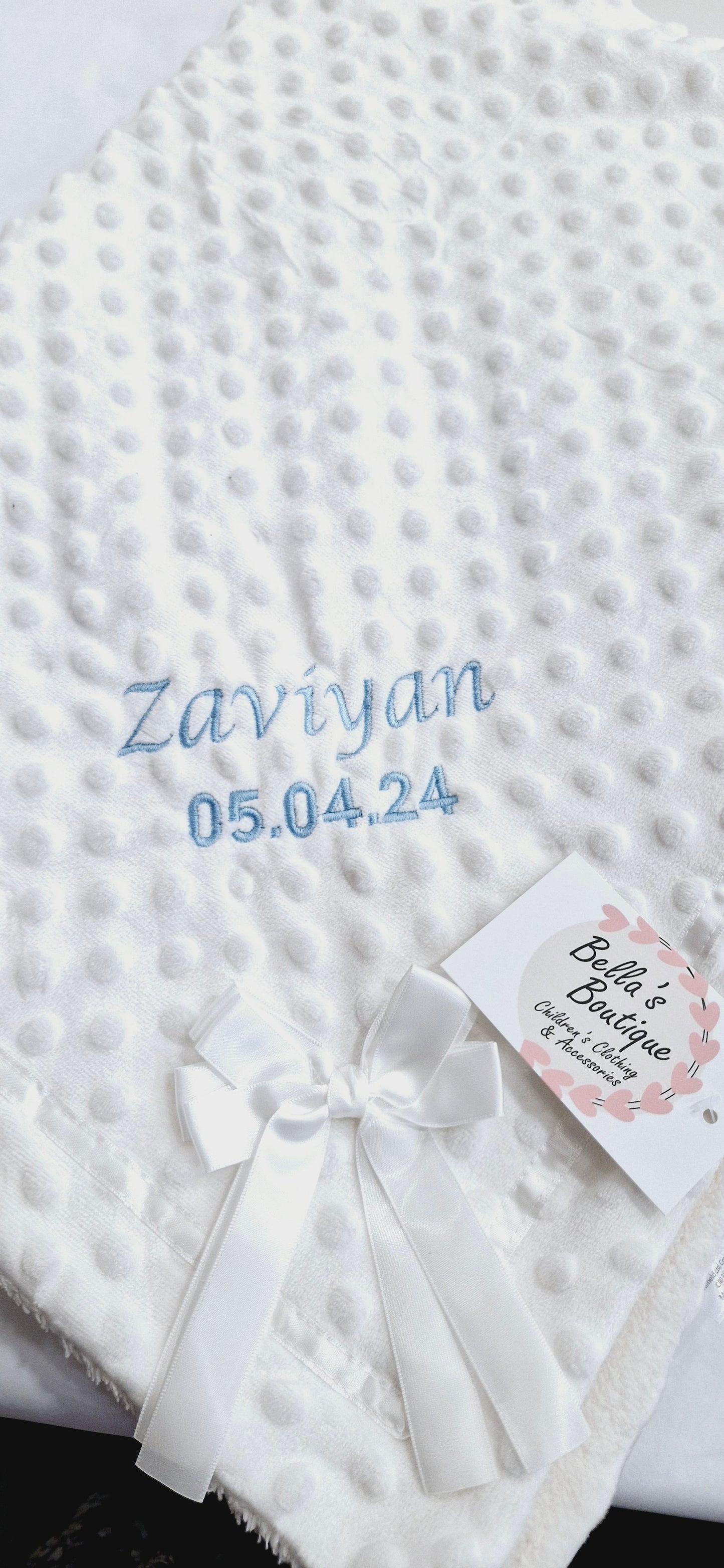 Personalised embroidered plush Bow Blanket