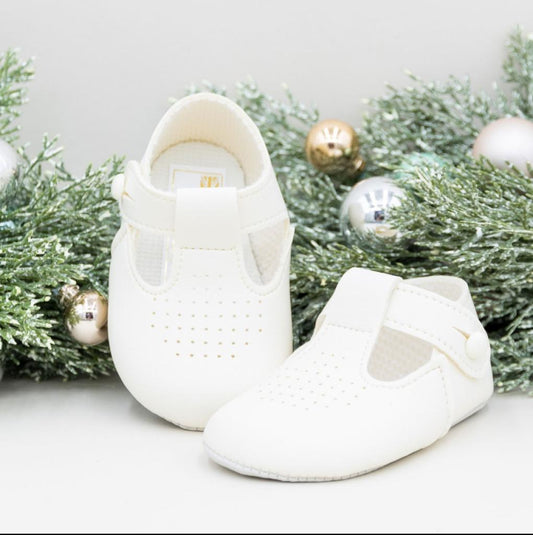 Baypod White Unisex Pram Shoes