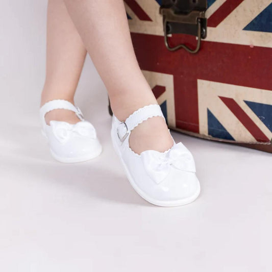 Baypod White Bow Walker Shoes